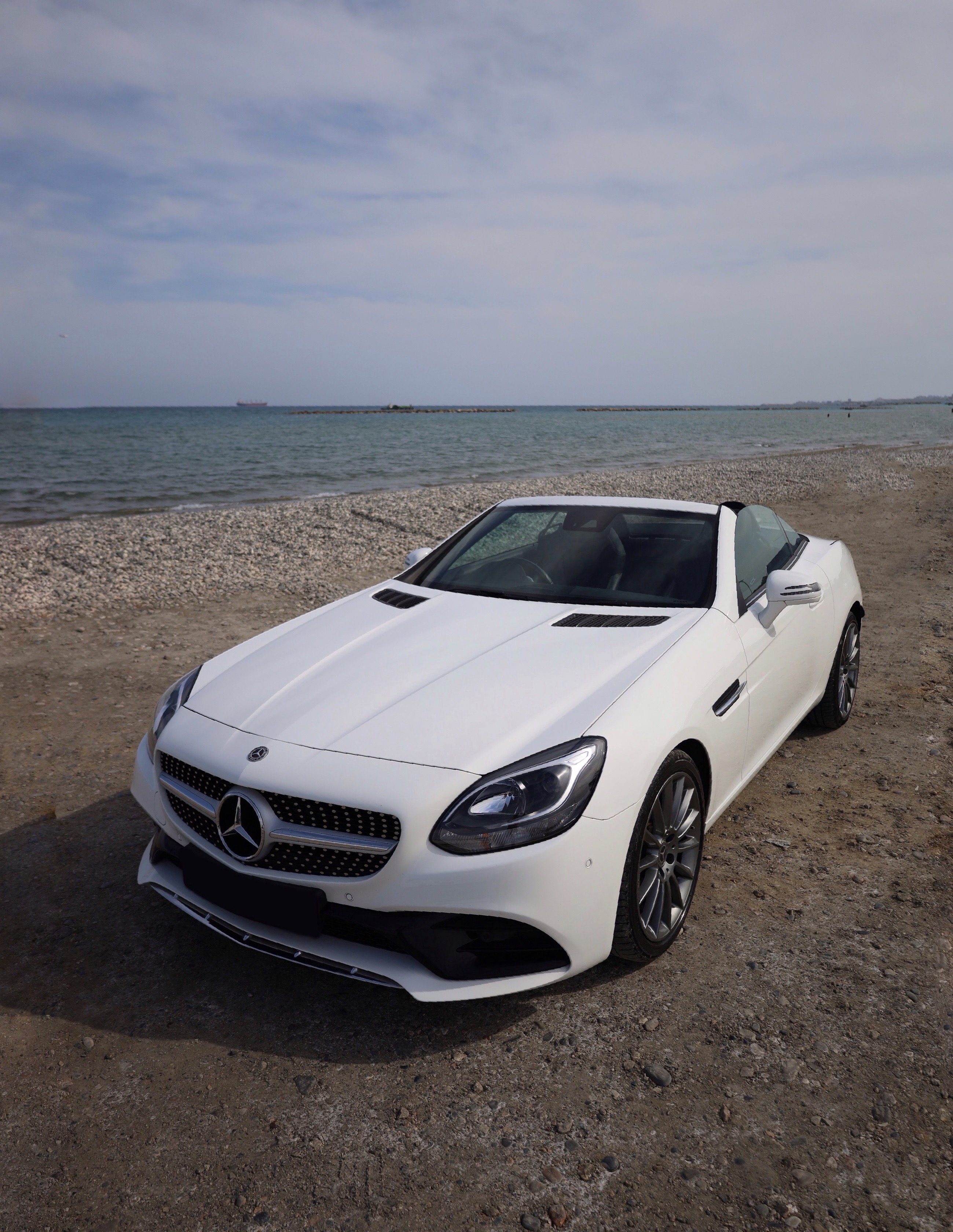 Car for rent in Airport Larnaca Cyprus. logo